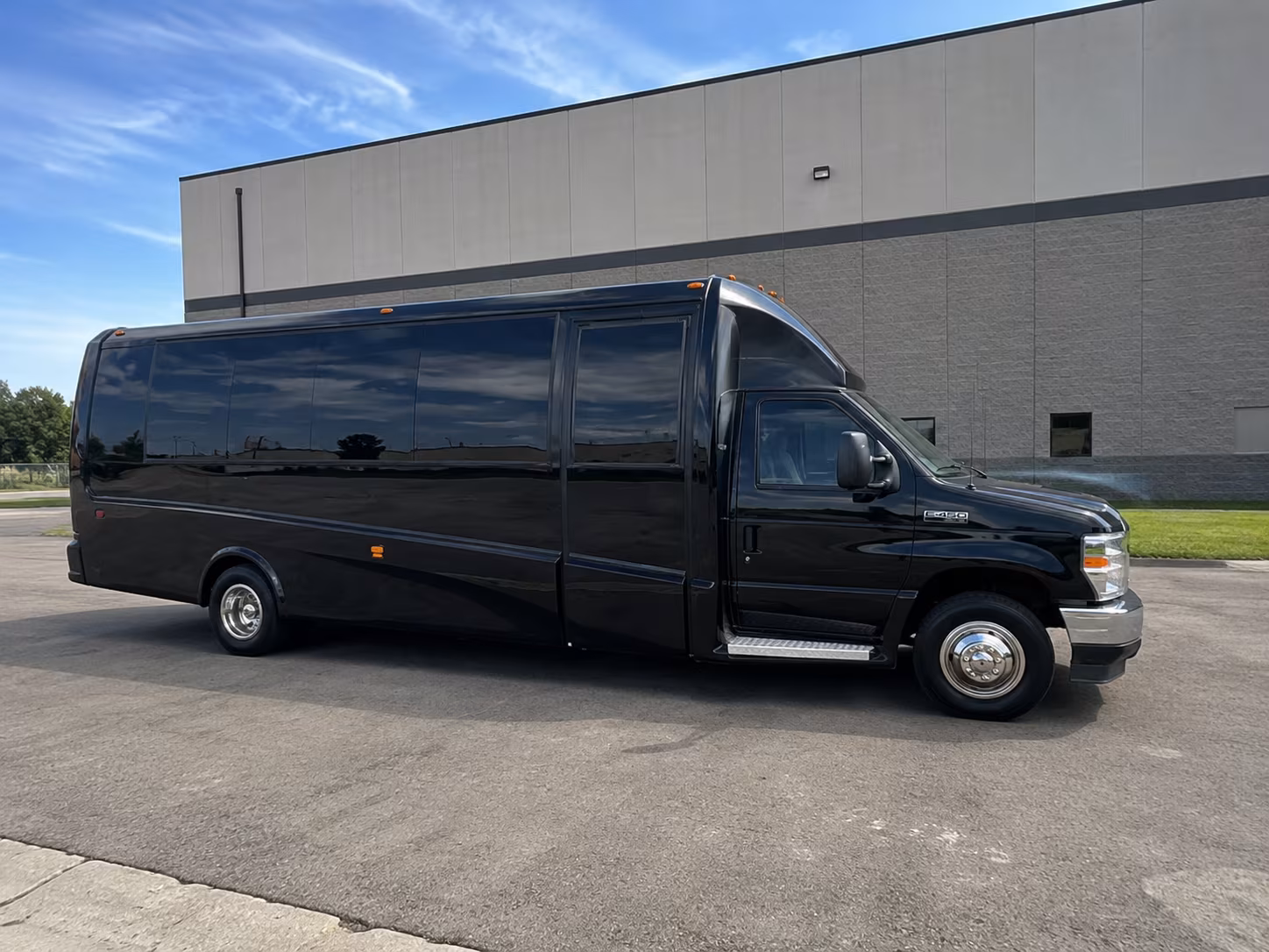 airport shuttle service to srq and tpa from bradenton