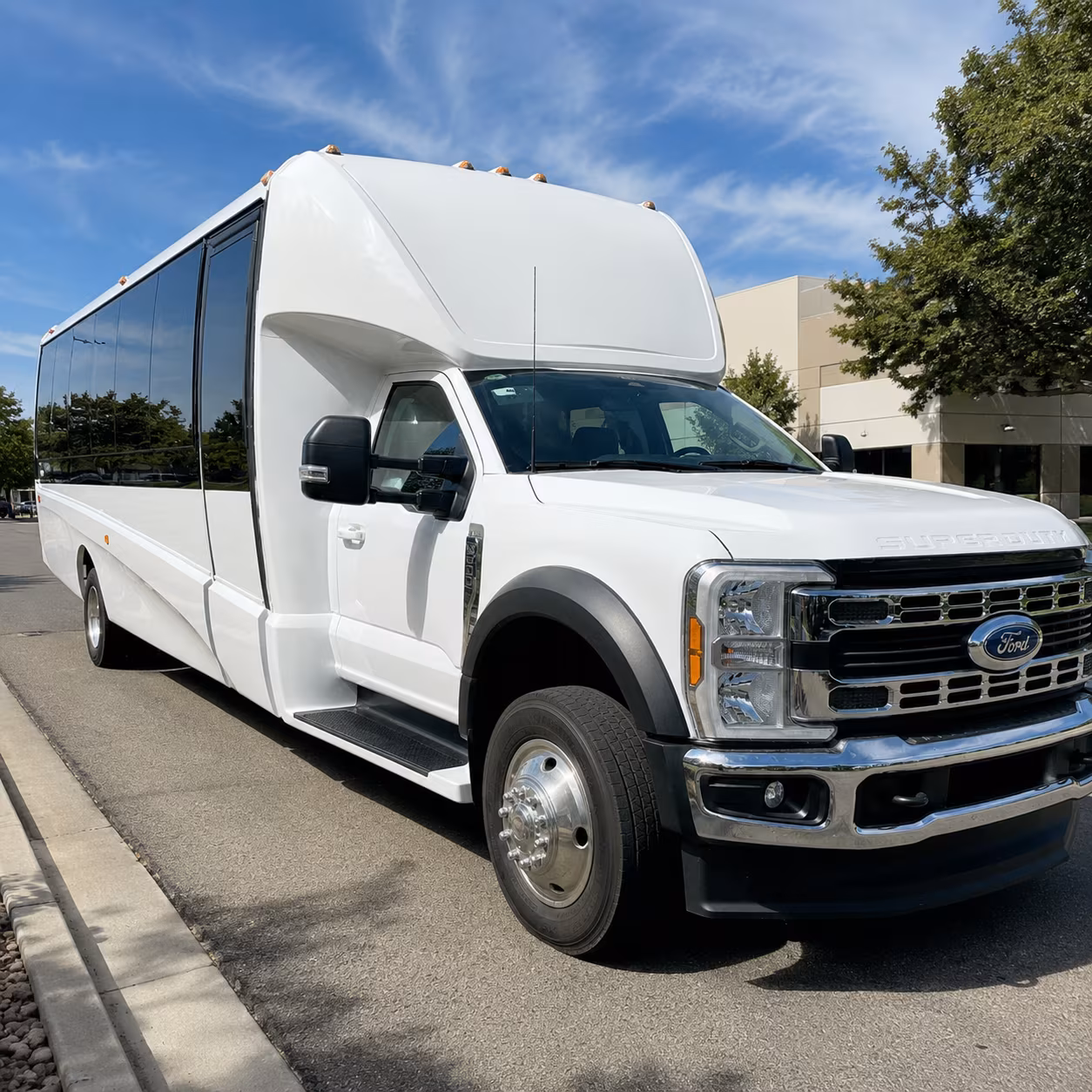 how the type of bus you choose changes the price in bradenton florida