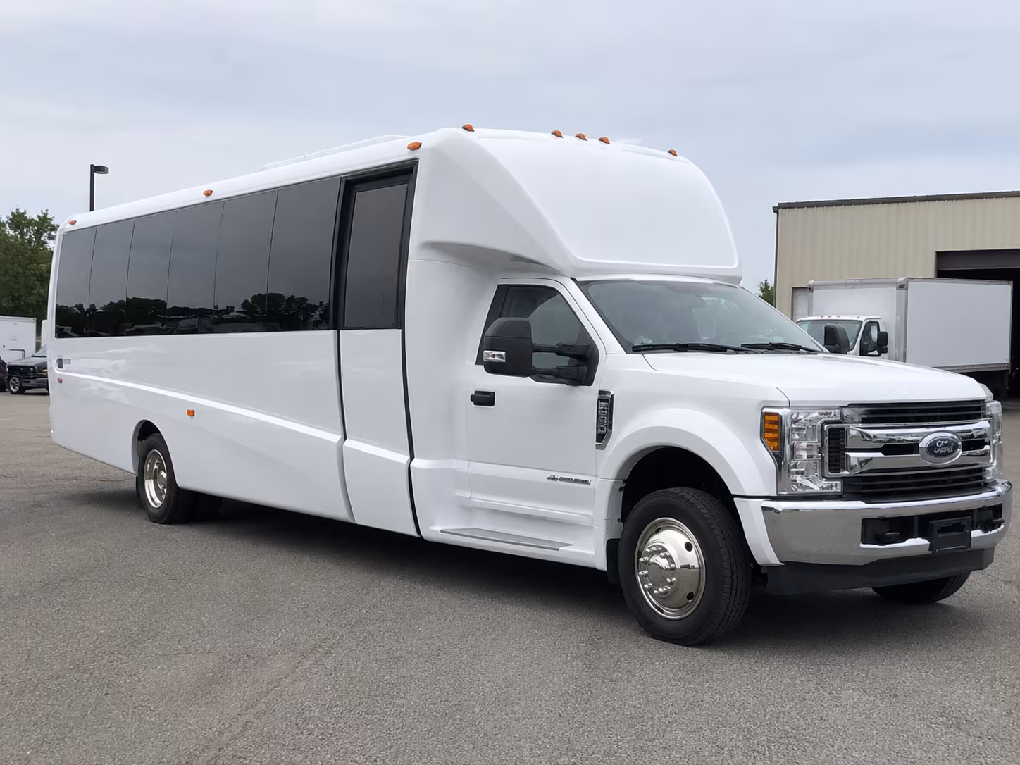 lakewood ranch charter bus transportation to and from lakewood ranch area airports